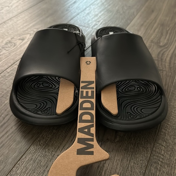 Madden SLIDE SANDAL IN BLACK RUBBER Sz 11 - Picture 7 of 10